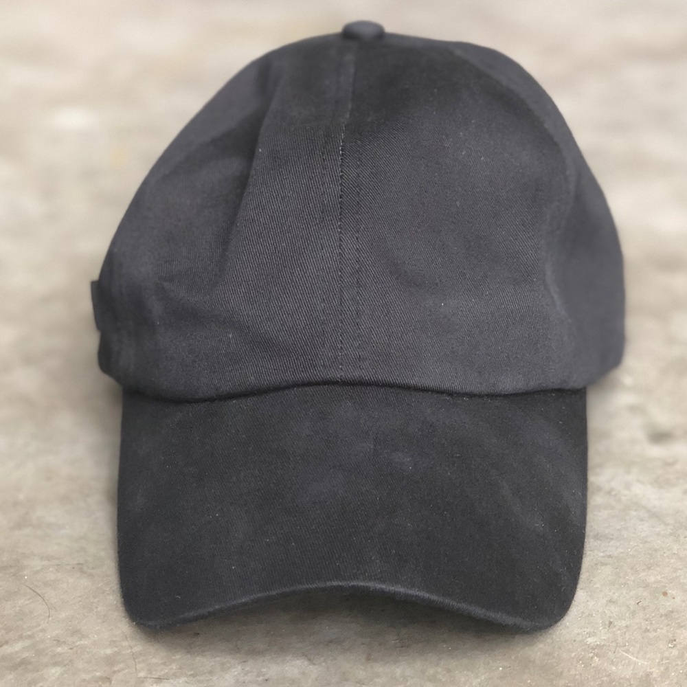 PLAIN BLACK BASEBALL CAP
